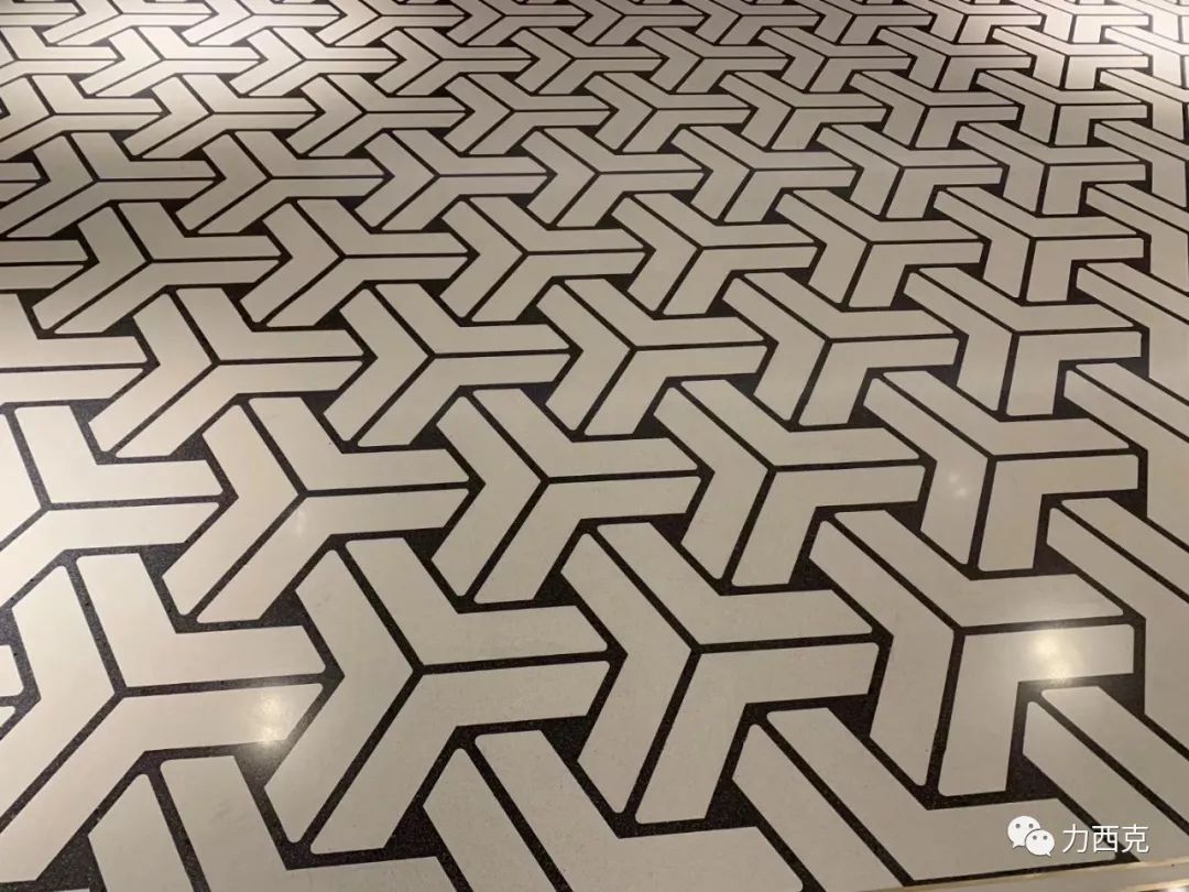 老外看到这个国内车库地面都惊呆了(图3)