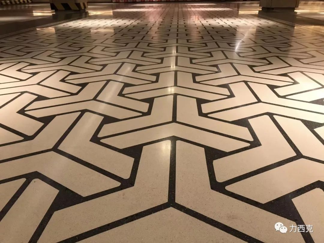 老外看到这个国内车库地面都惊呆了(图4)