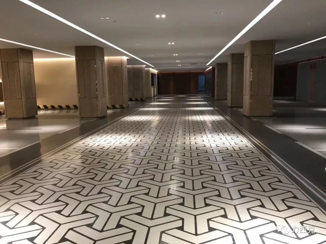 老外看到这个国内车库地面都惊呆了(图14)