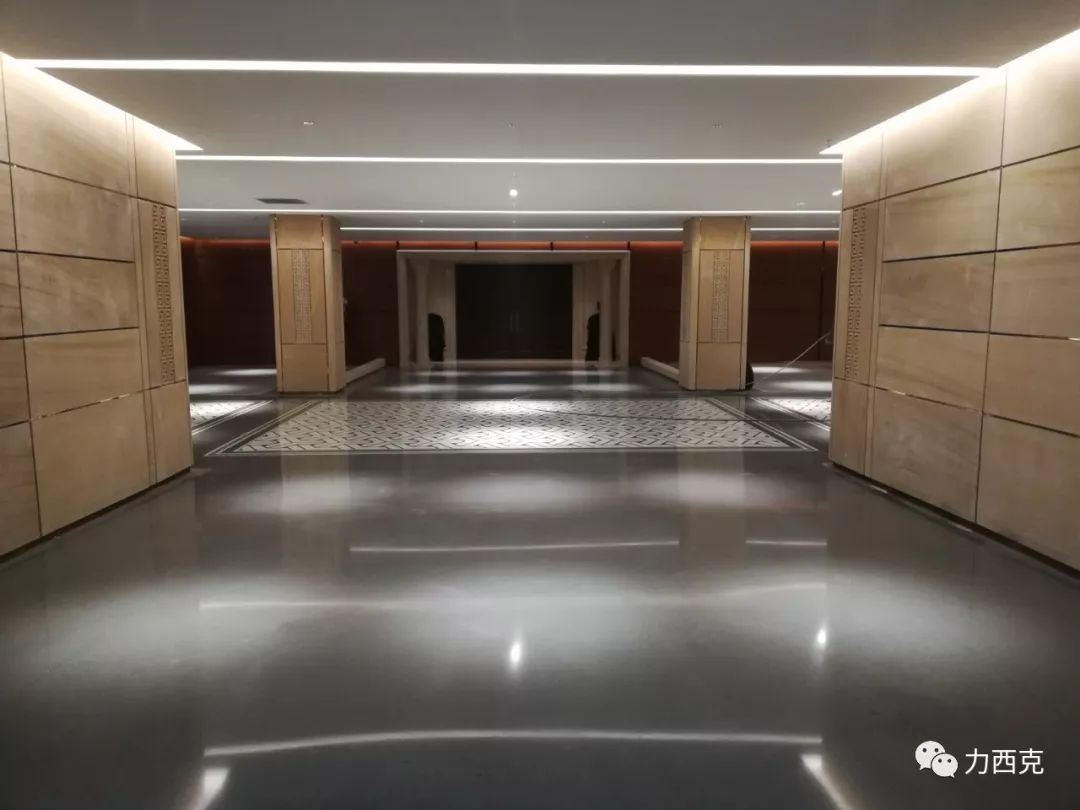 老外看到这个国内车库地面都惊呆了(图10)