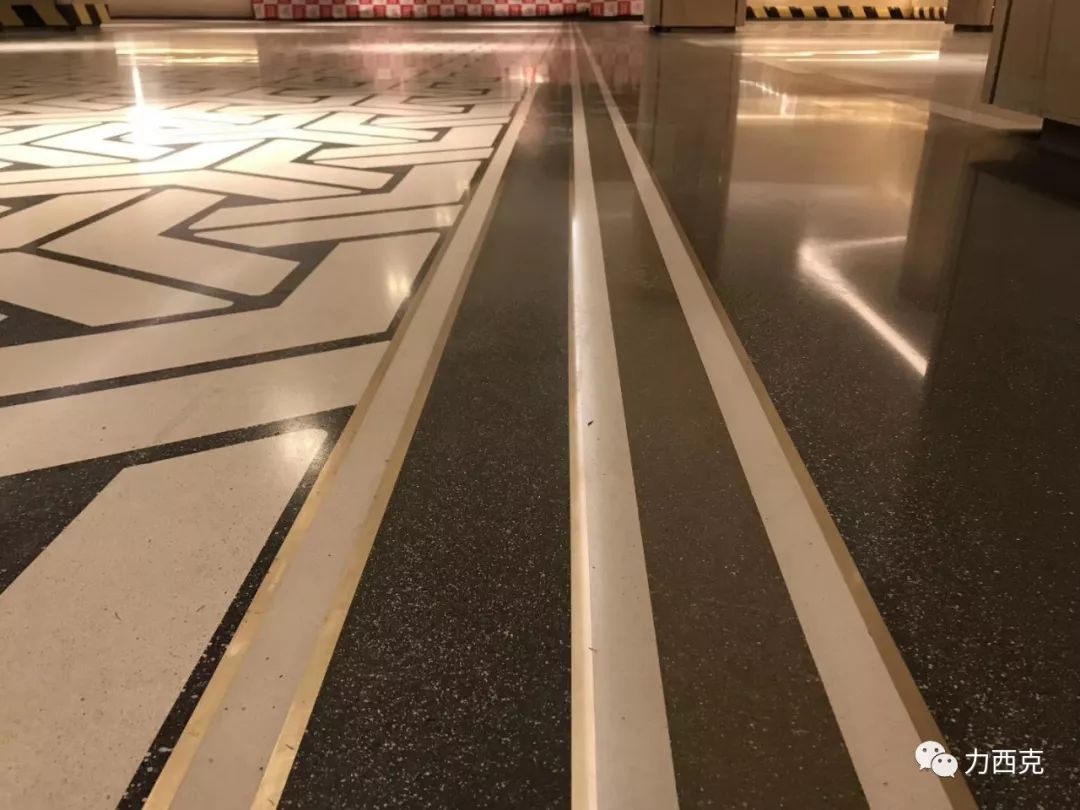 老外看到这个国内车库地面都惊呆了(图7)