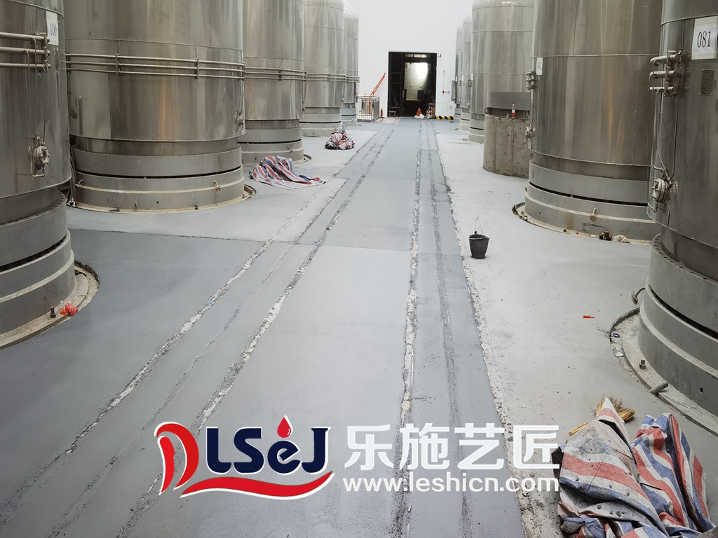 内蒙古新特硅材料工业磨石