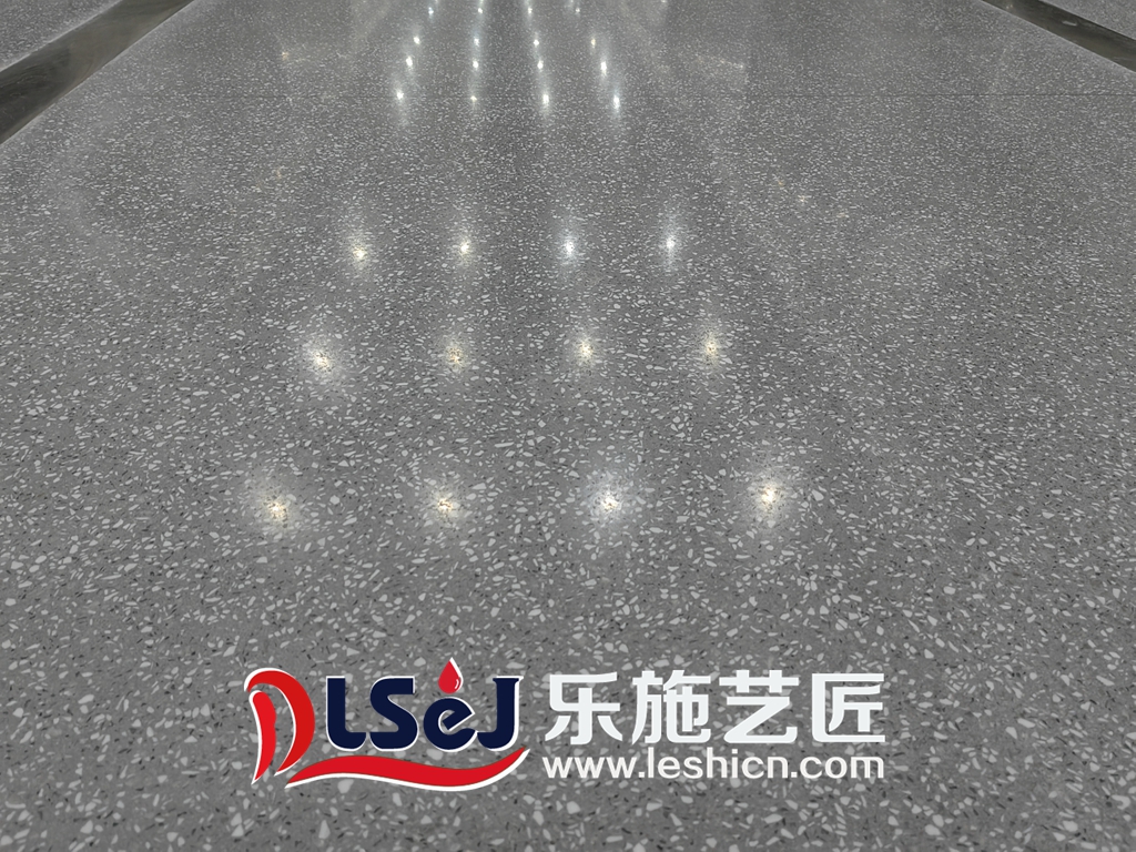 内蒙古新特硅材料工业磨石